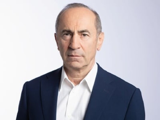 Նո՞ր հասկացաք՝ ինչ է կատարվում. Ռոբերտ Քոչարյանն արձագանքել է Արցախի ԱԺ մեծամասնությանը