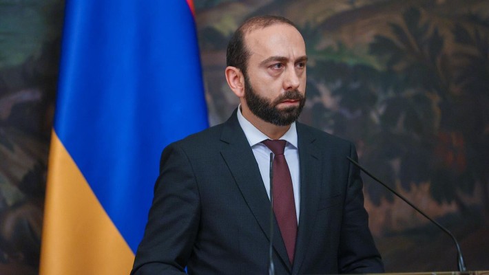 Արարատ Միրզոյանը կգնա խորհրդարան. ՔՊ-ականները սպասում են. Ժողովուրդ