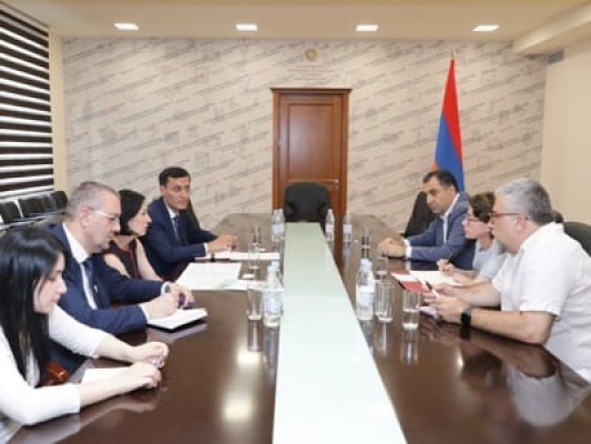 Ժաննա Անդրեասյանը Լատվիայի դեսպանի հետ քննարկել է «Էրազմուս+», «Հորիզոն Եվրոպա» ծրագրերի շրջանակում համագործակցությանը