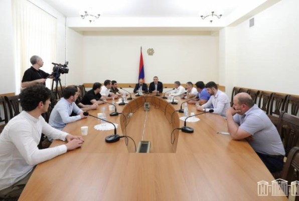 Պատգամավորները հանդիպել են Գորիսի մարզադպրոցի սաների հետ