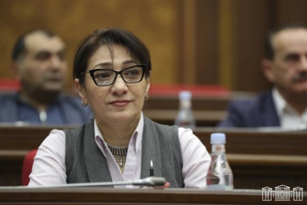 Ընդդիմության երեկվա պահվածքը քննարկումների առիթ է դարձել․ Հրապարակ