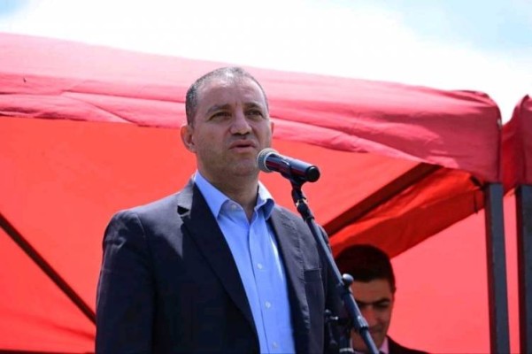 Վահան Քերոբյանը բացատրել է, թե ոչխար խուզելու ինչն է հետաքրքիր. Հրապարակ