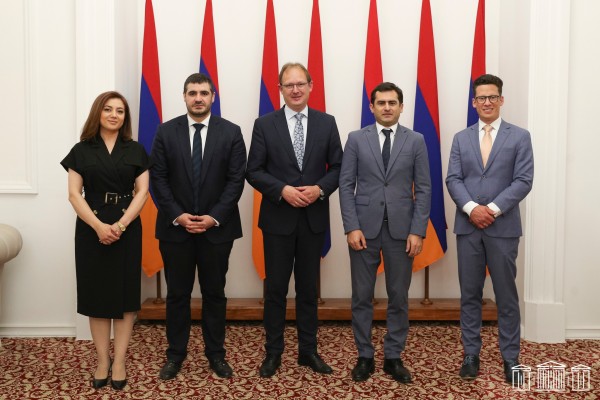 Հակոբ Արշակյանն ընդունել է Եվրոպական խորհրդարանի նիդերլանդացի պատգամավոր Բերտ-Յան Ռուիսենին