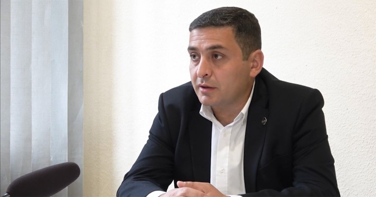 ՔՊ պատգամավորներ, ձեր խղճին է Արցախում տեղի ունեցող աղետը․ Մենուա Սողոմոնյան