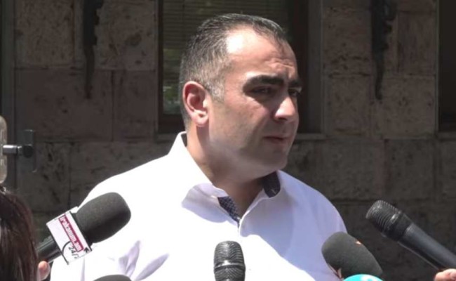 Պատմուճանը հագնելով կամ հրաման ստորագրելով անձը դատավոր չի դառնում․ Դավիթ Հարությունյան