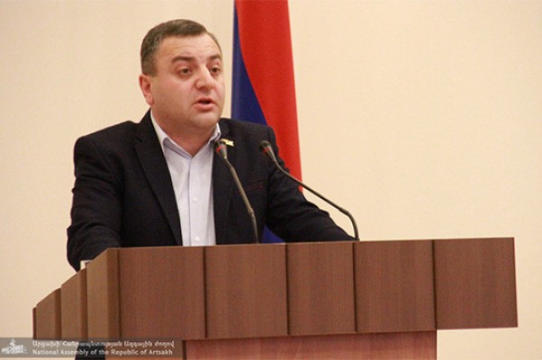 Մենք չենք ապրում, գոյատևում ենք. Արցախում հաշվում են ցորենի ամեն հատիկը