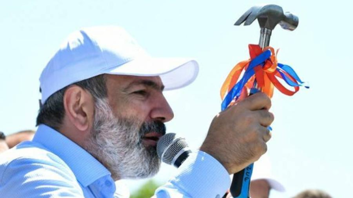 Թոփ 10. երբ և ինչպես է Նիկոլ Փաշինյանը «բռնաբարել» Սահմանադրությունը