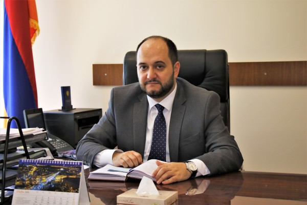 Արայիկ Հարությունյանի գործունեությունից դժգոհ են. Ժողովուրդ