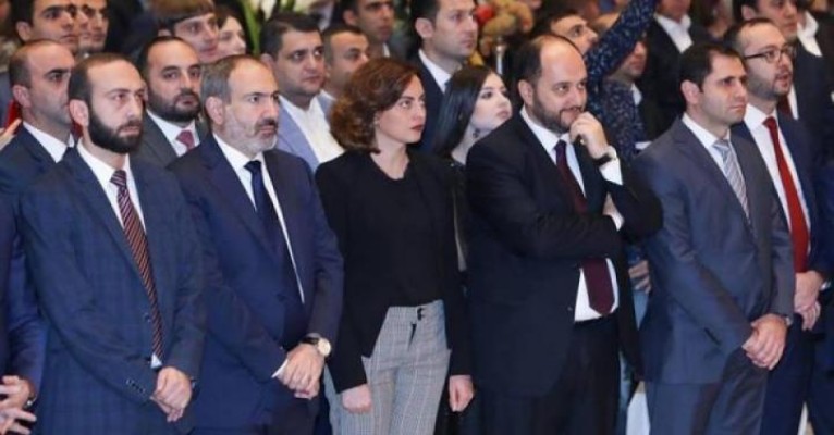 Իշխանությունը մեծ «լվացք» է նախաձեռնել. Հրապարակ