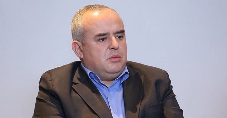 Գլխավոր դատախազը պարտավոր է անհապաղ ազատ արձակել Արմեն Աշոտյանին. Աթանեսյան