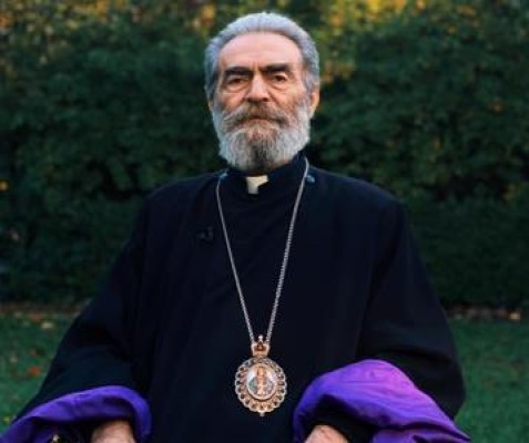 Հավատում եմ Արցախի տոկունությանը և ապագա հաղթանակին. Պարգև Սրբազան