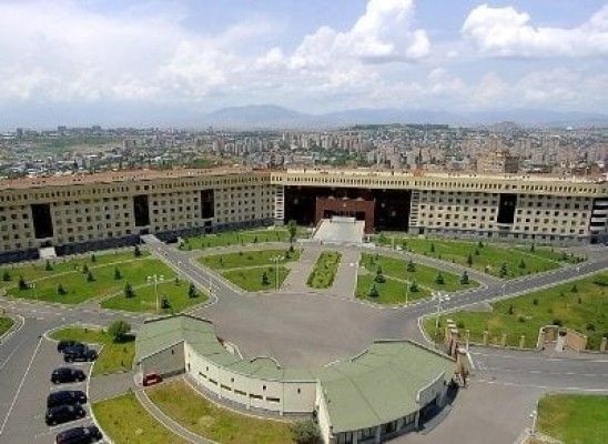 Հայաստանի ԶՈՒ ստորաբաժանումները կրակ չեն բացել. Ադրբեջանի ՊՆ-ն ստում է