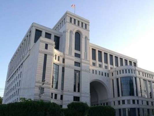 «Reuters»-ին հարցազրույց է տվել ոչ թե  Վաhան Կոստանյանը, այլ Պարույր Հովհաննիսյանը․ ՀՀ ԱԳՆ