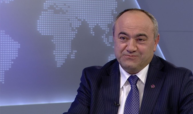 Մանվել Բադալյանը՝ ընդդիմության թեկնածու. Ժողովուրդ