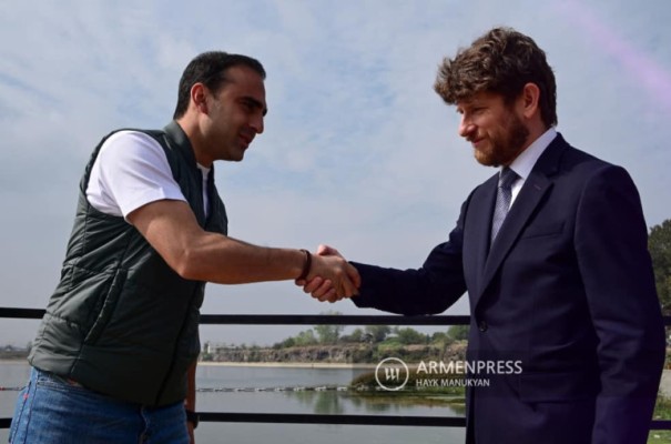 Ֆրանսիայի դեսպանը շնորհավորել է Տիգրան Ավինյանին