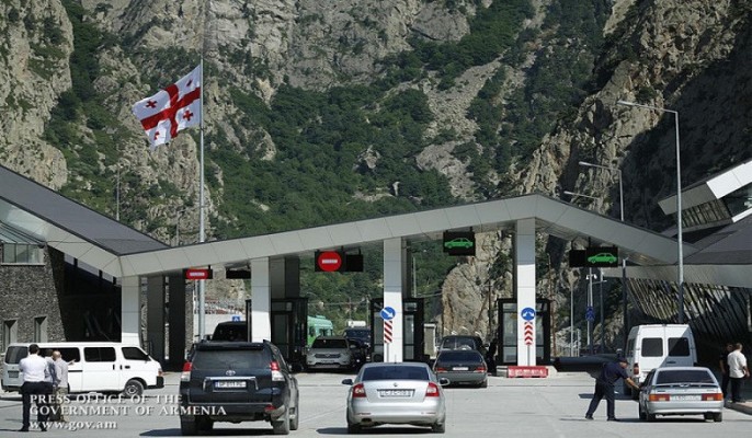 Ստեփանծմինդա-Լարսը բաց է տրանսպորտային բոլոր միջոցների համար