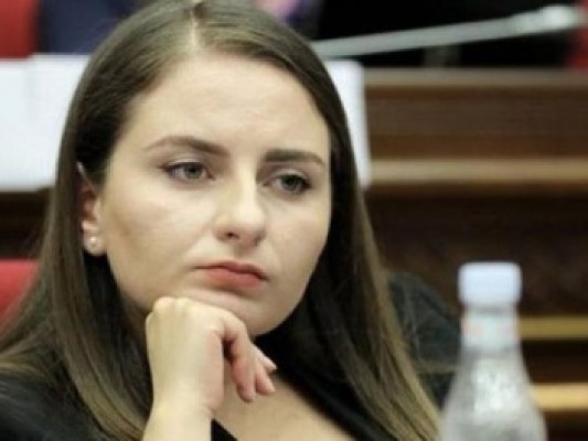 Որքան էլ ձեզ համոզեն` Նիկոլն ու պետությունը նույն բանը չեն․ Քրիստինե Վարդանյան