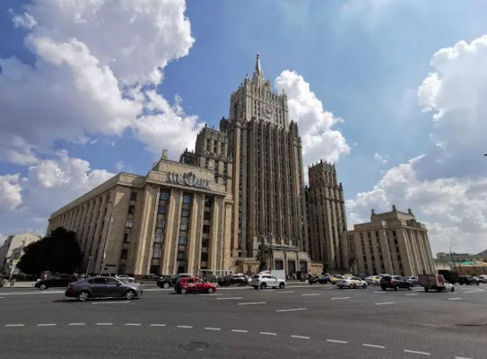 Կոշտ արձագանքներ և «արագի մեջ» սրբագրումներ․ Փաստ