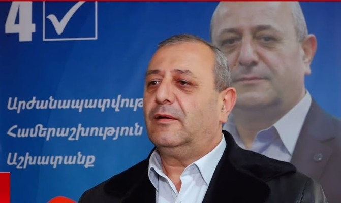 Արարատի փոխքաղաքապետի տղան՝ խոշոր ավտովթարի հեղինակ. կան վիրավորներ. shamshyan.com