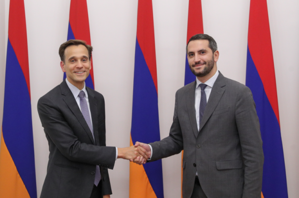 Ռուբեն Ռուբինյանն ընդունել է ԱՄՆ փոխպետքարտուղարի տեղակալին