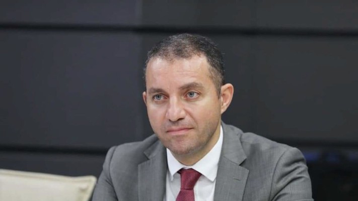 Մոտակայքում․ Հրապարակ