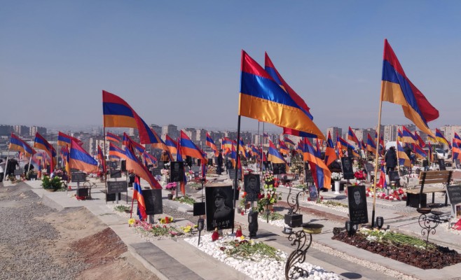 Այսօր նոյեմբերի 9-ն է, բայց ՔՊ-ն Եռաբլուր չի գնա. Ժողովուրդ