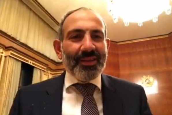 Նիկոլ Փաշինյանը հարմար տեղավորվել է Բաղրամյան 26-ում. Ժողովուրդ