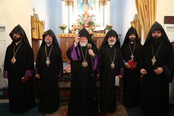 Արամ Ա կաթողիկոսը Վաշինգտոնում հանդիպում է ունեցել երիտասարդության հետ