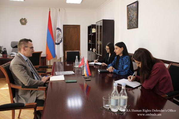 ՄԻՊ-ն ընդունել է ՀՀ-ում Շվեյցարիայի դեսպանին