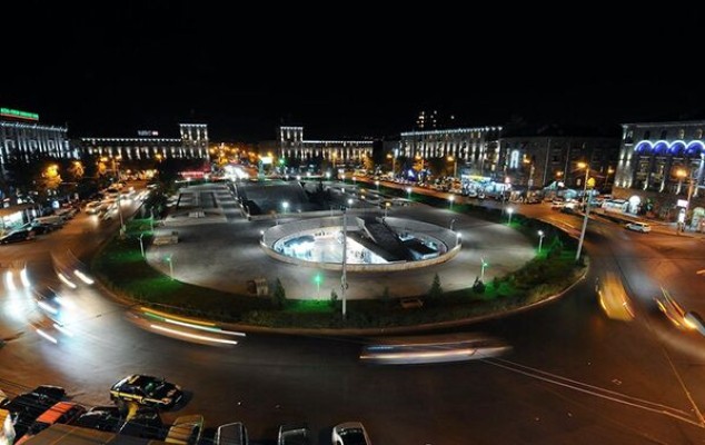 3-րդ մասի շենքերի գեղարվեստական լուսավորությունը ավանդույթ է