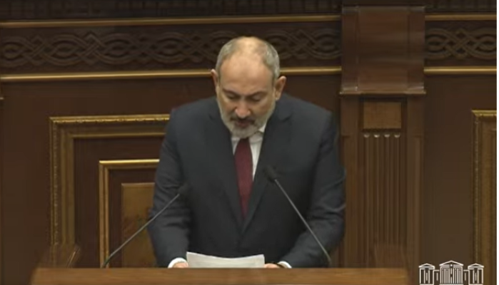 Աղմուկ-աղաղակով, դիմակ-հրազենով ձերբակալվածները մի քանի օրից սրճարաններում սուրճ են վայելում. Փաշինյան