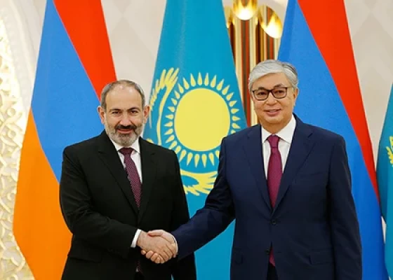 Փաշինյանը Ղազախստանի նախագահին պաշտոնական այցով հրավիրել է Հայաստան. հրավերն ընդունվել է
