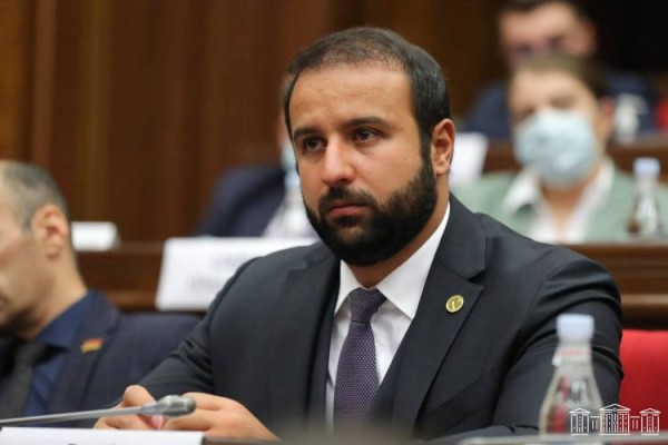 Հայկ Սարգսյանի օրենքը մնաց․ Հրապարակ