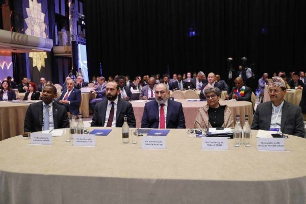 ԱԳՆ-ն առանց պայմանագրի 35 մլն դրամի գնում է կատարել․ Հրապարակ