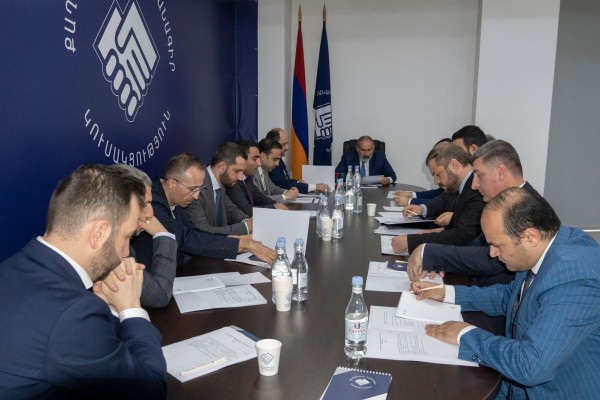 ՔՊ կուսակցության նիստերը խիստ գաղտնի ռեժիմով են անցնում. Ժողովուրդ