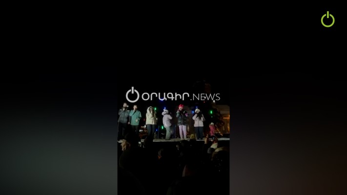 Գյումրու տոնածառը ֆոնոգրամայով են բացել. տեսանյութ
