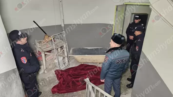 Երևանի բարձրահարակ շենքերից մեկում հրշեջները, մարելով կրակը, հայտնաբերել են տղամարդու ծխահարված դի․ shamshyan.com