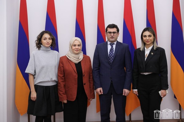 Հակոբ Արշակյանն ընդունել է ԱՄԷ դեսպանին․ երկուստեք կարևորվել է խորհրդարանական դիվանագիտության դերը