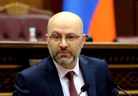 Կառավարությունը շատ լավ գիտի՝ ինչ է անում. ՔՊ-ականը՝ պաշտոնանկությունների մասին