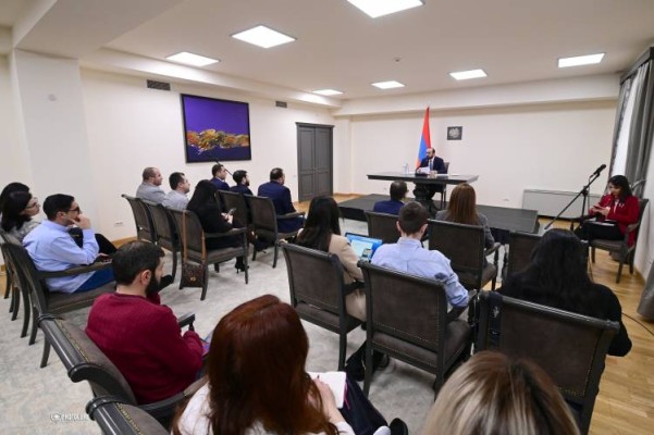 Ինչ է ասել Արարատ Միրզոյանը ՔՊ-ականների հետ փակ հանդիպմանը․ Հրապարակ