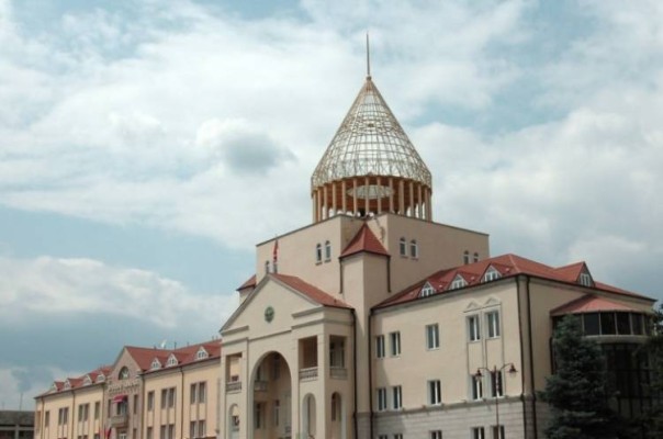 Ովքեր են հանձնաժողովի անդամները․ Հրապարակ