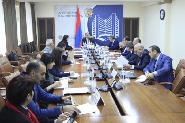 Քննարկվել է Վրաստանից սառեցված հավի մսի ներմուծման հարցը