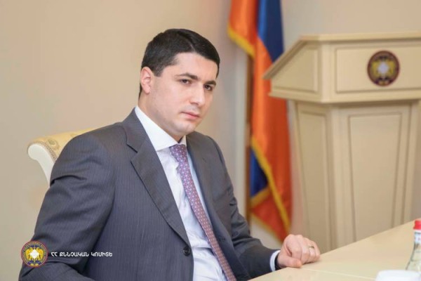 Ալեն Սիմոնյանի եղբոր կնոջ գործով, Քյարամյանը ՔՊ-ում թշնամիներ ձեռք բերեց. Հրապարակ