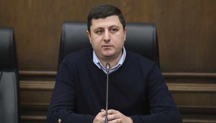 Փաշինյանը, փորձելով իր կաշին փրկել, մեծ հարված է հասցնում հայկական պետականությանը