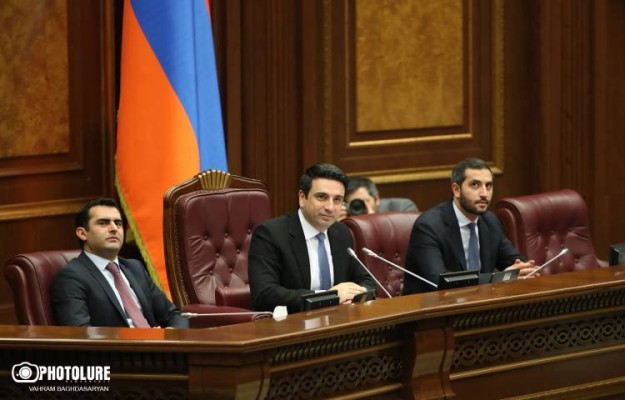 ՔՊ-ից ովքեր չեն ստորագրել երաշխավորագիրը․ Հրապարակ