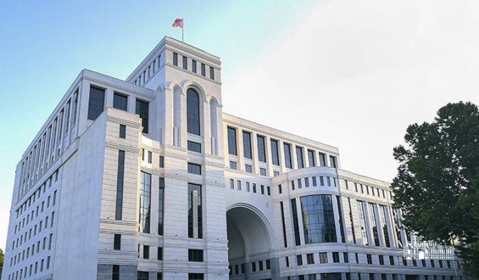 3 տարում ավելի քան 500 մլն դրամ «Դիվանագիտական դպրոց»-ին․ Ժողովուրդ