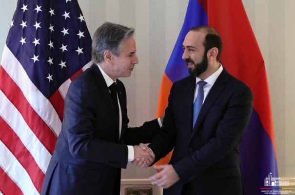 Հանձնառու ենք ավելի սերտացնել մեր ռազմավարական երկխոսությունը․ Միրզոյանը՝ Բլինքենի հետ հանդիպման մասին