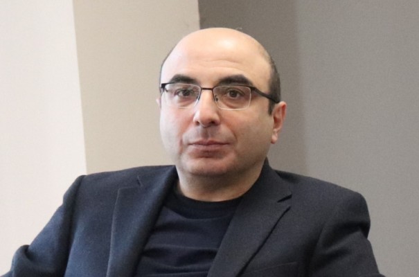 Հայաստանը դաշնակիցների փոխարեն ձեռք է բերում կարեկցողներ. Վահե Հովհաննիսյան