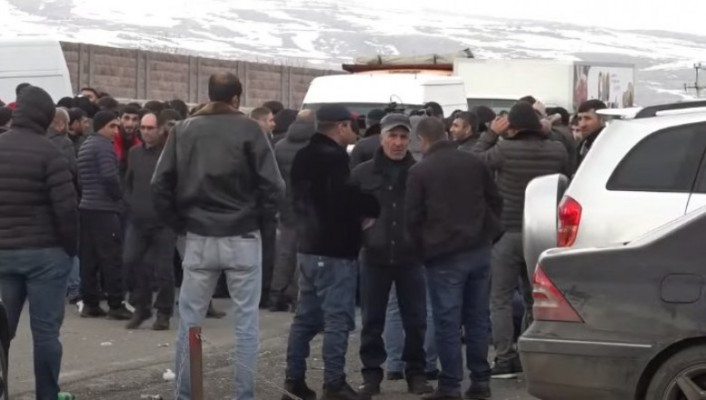 Իշխանությունները փոշմանել են. «խոպանչիները» չեն հարկվի. Փաստ