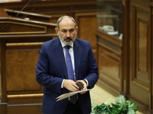 Ո՞ւմ է Փաշինյանը վստահելու նոր սահմանադրությունը գրելու հարցը. Հրապարակ
